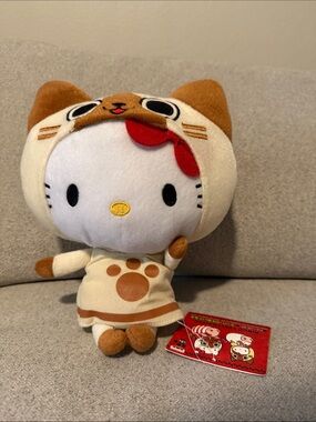 NWT Sanrio Hello Kitty x Monster Hunter 2011 Airou Plush - Japanese Import